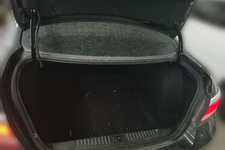 Used Buick GT 2013 GT 1.6L Automatic Fashion Edition Trunk