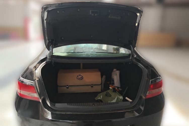Used Buick GT 2013 GT 1.6L Manual Entry-Level Model Trunk