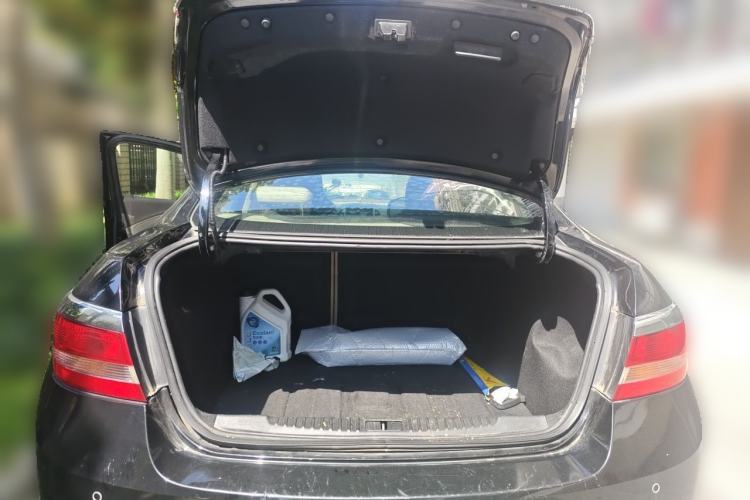 Used Buick GT 2013 GT 1.6L Automatic Fashion Edition Trunk