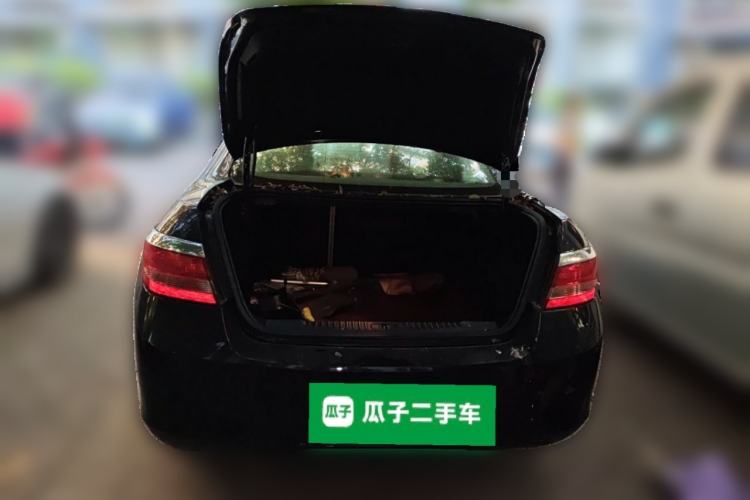 Used Buick GT 2013 GT 1.6L Automatic Fashion Edition Trunk