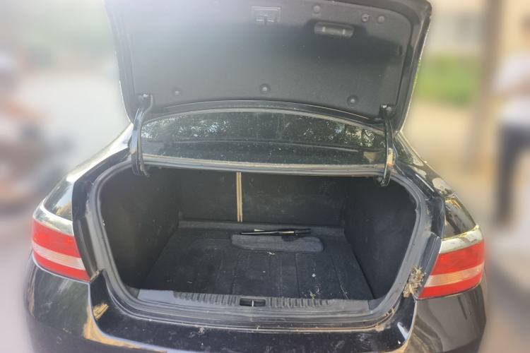 Used Buick GT 2013 GT 1.6L Automatic Fashion Edition Trunk