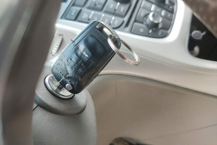 Used Buick GT 2013 GT 1.6L Automatic Fashion Edition Vehicle Key