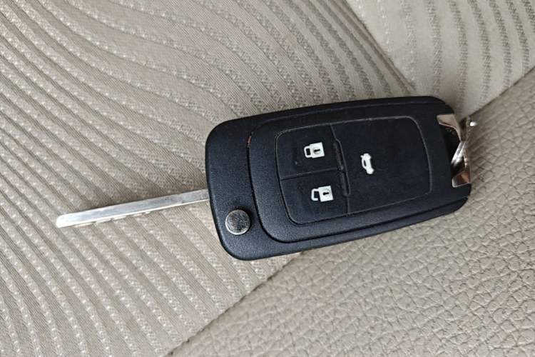Used Buick GT 2013 GT 1.6L Automatic Fashion Edition Vehicle Key