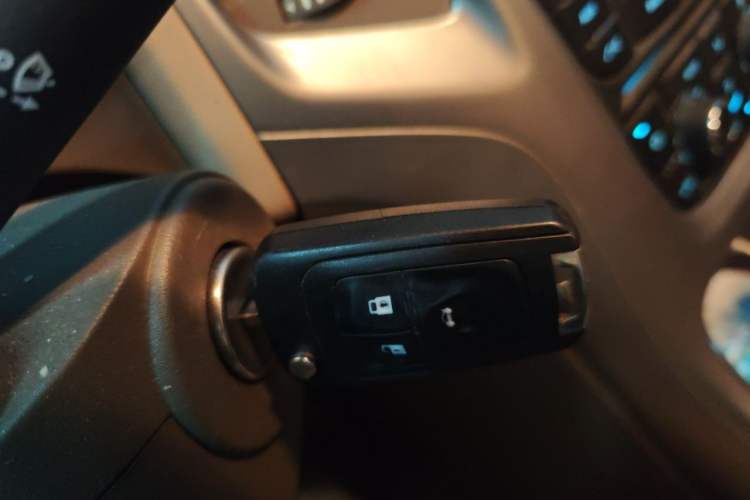 Used Buick GT 2013 GT 1.6L Automatic Fashion Edition Vehicle Key