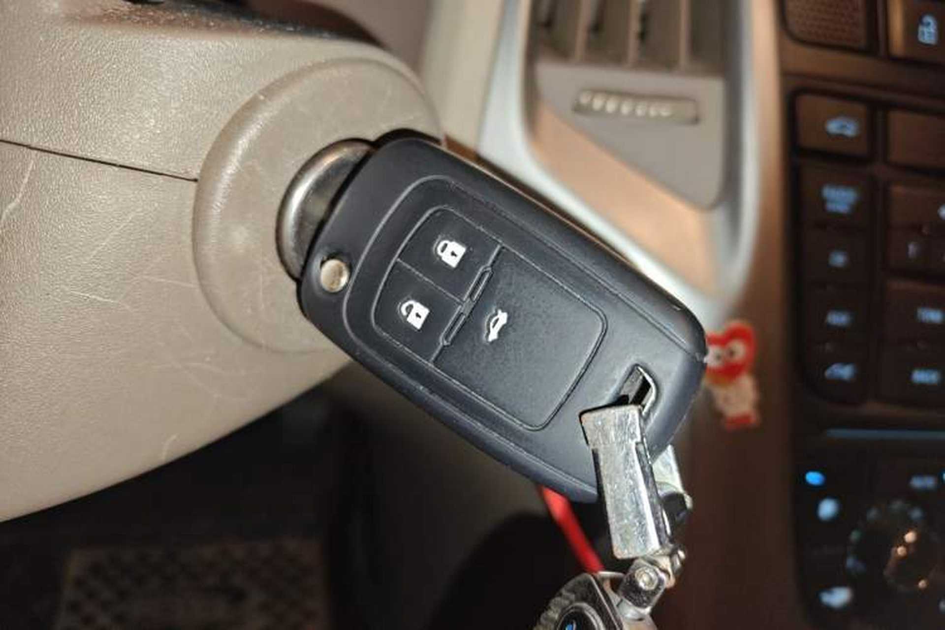 Used Buick GT 2013 GT 1.6L Automatic Fashion Edition Vehicle Key