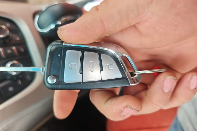 Used Buick GT 2013 GT 1.6L Automatic Fashion Edition Vehicle Key