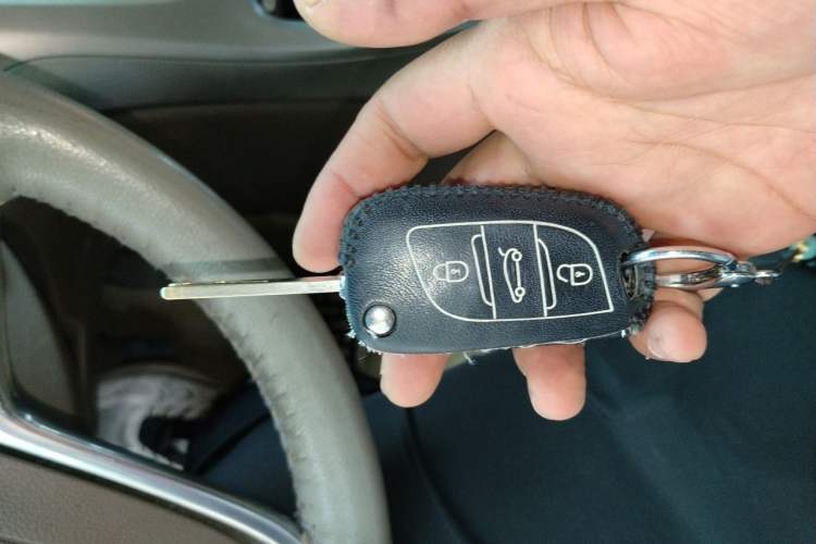 Used Buick GT 2013 GT 1.6L Automatic Fashion Edition Vehicle Key