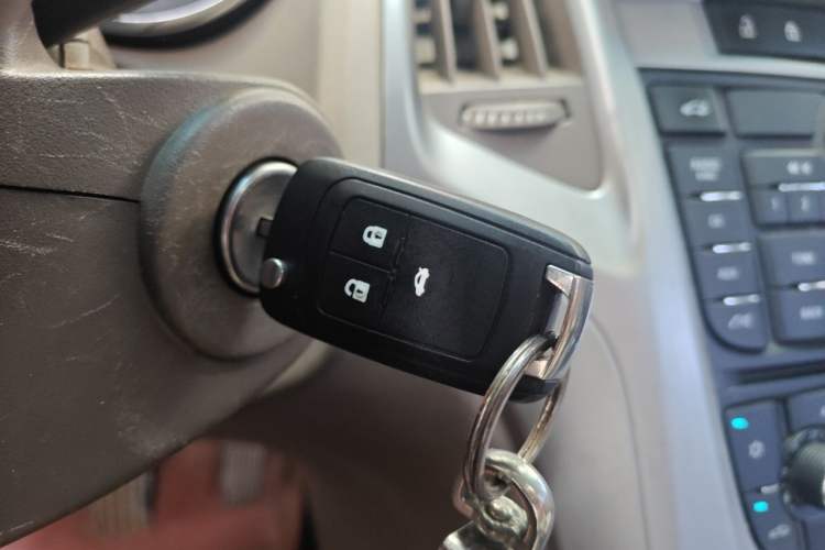 Used Buick GT 2013 XT 1.6L Manual Entry-Level Model Vehicle Key