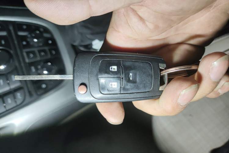 Used Buick GT 2013 GT 1.6L Automatic Fashion Edition Vehicle Key
