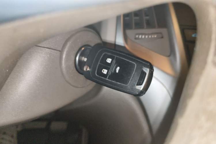 Used Buick GT 2013 GT 1.6L Automatic Fashion Edition Vehicle Key