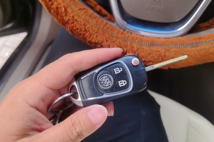 Used Buick GT 2013 GT 1.6L Automatic Fashion Edition Vehicle Key