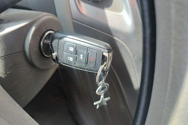 Used Buick GT 2013 GT 1.6L Automatic Fashion Edition Vehicle Key