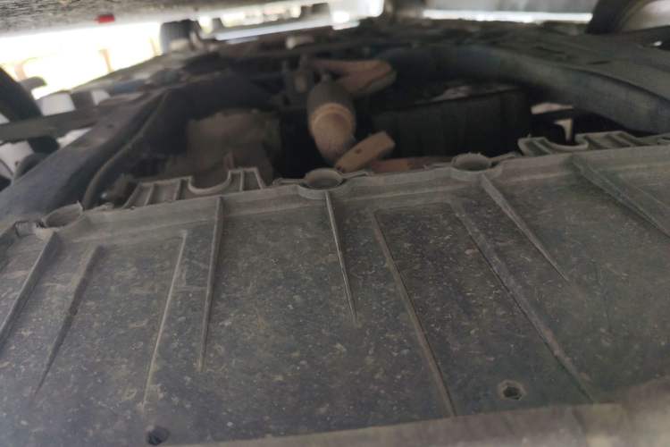 Used Buick GT 2013 XT 1.6L Manual Entry-Level Model Chassis Front