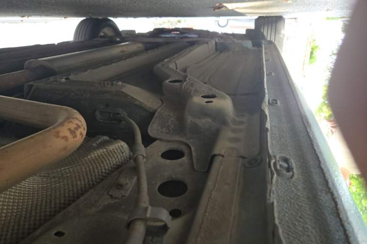 Used Buick GT 2013 XT 1.6L Automatic Comfort Edition Chassis Rear Left