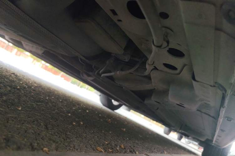 Used Buick GT 2013 XT 1.6L Manual Entry-Level Model Chassis Rear Right
