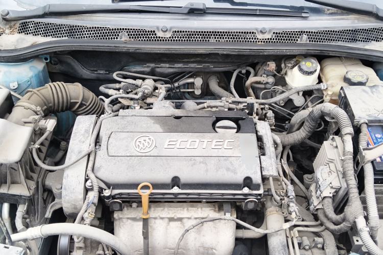 Used Buick GT 2013 XT 1.6L Automatic Fashion Edition Engine Bay