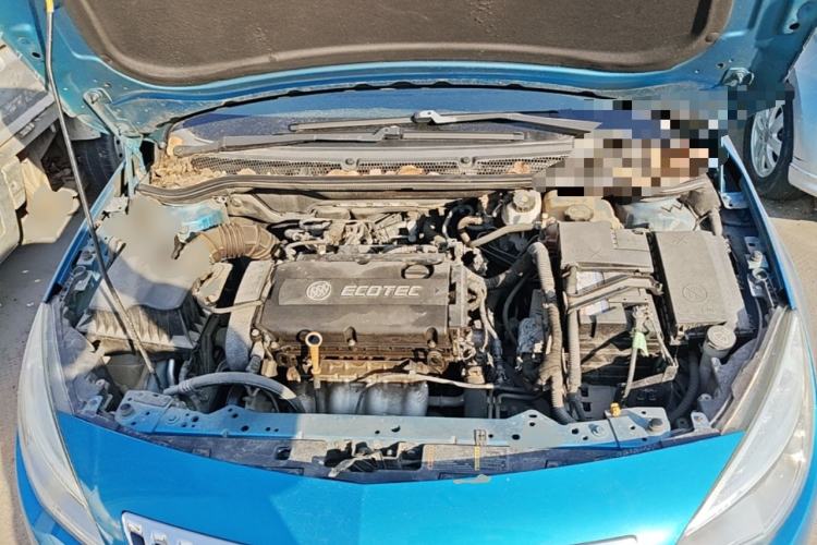 Used Buick GT 2013 XT 1.6L Automatic Fashion Edition Engine Bay