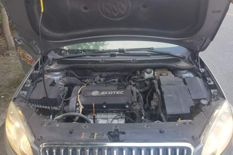 Used Buick GT 2013 GT 1.6L Automatic Fashion Edition Engine Bay