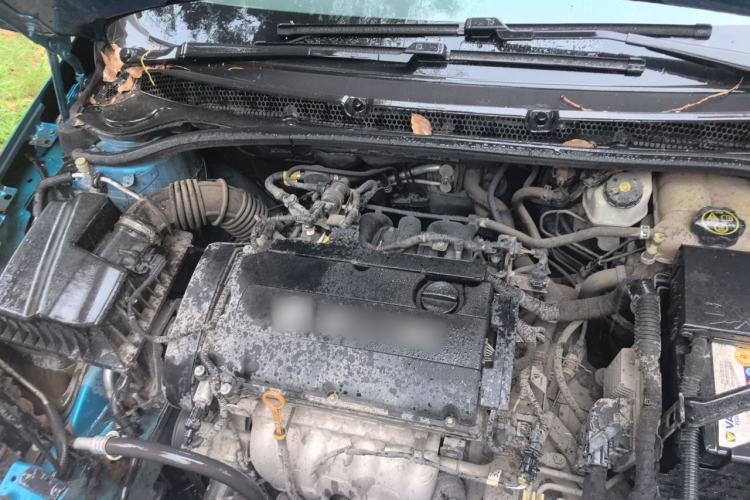 Used Buick GT 2013 XT 1.6L Automatic Fashion Edition Engine Bay