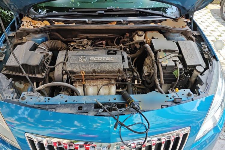 Used Buick GT 2013 XT 1.6L Automatic Fashion Edition Engine Bay