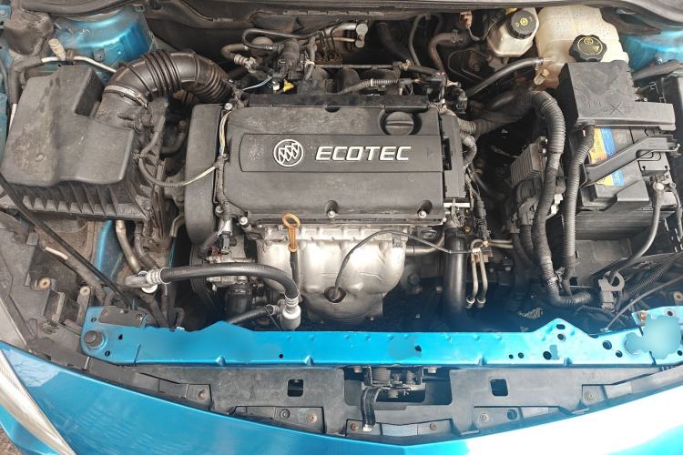Used Buick GT 2013 XT 1.6L Automatic Fashion Edition Engine Bay