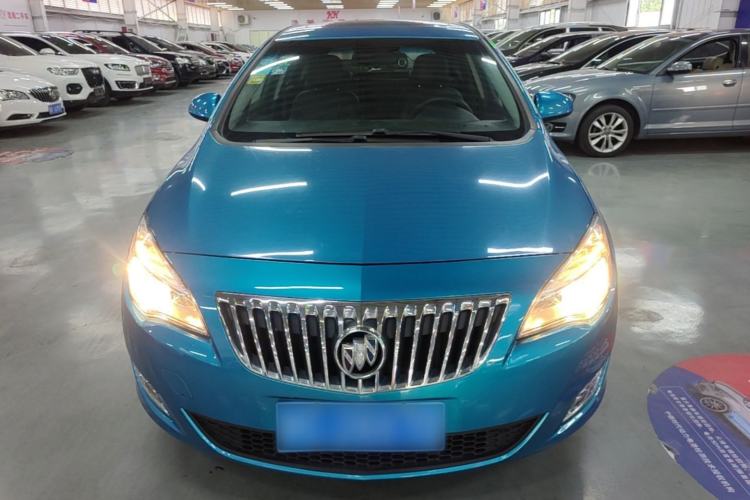 Used Buick GT 2013 XT 1.6L Automatic Fashion Edition Front