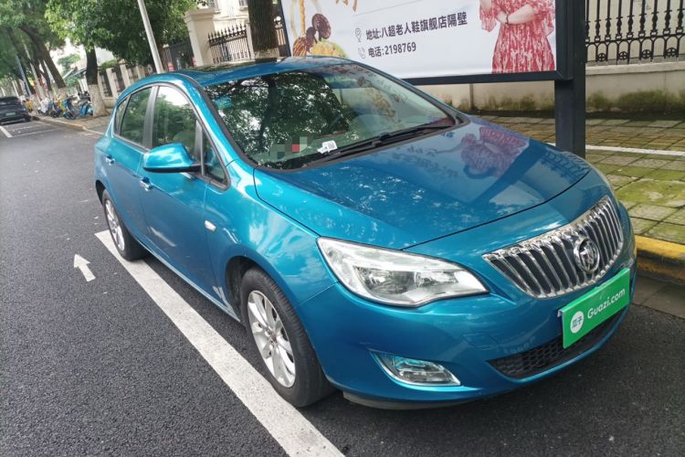 Used Buick GT 2013 XT 1.6L Automatic Fashion Edition Front Right 45 Deg