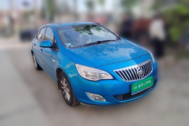 Used Buick GT 2013 XT 1.6L Automatic Fashion Edition Front Right 45 Deg