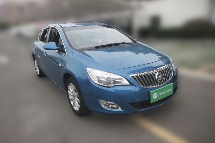 Used Buick GT 2013 XT 1.6L Automatic Fashion Edition Front Right 45 Deg