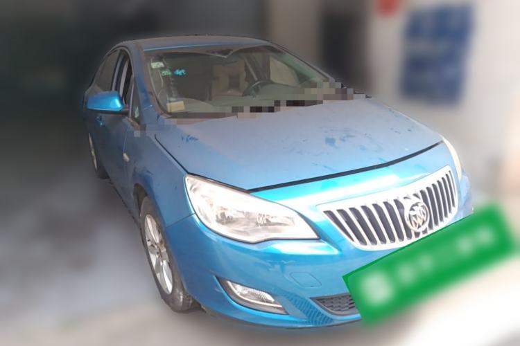 Used Buick GT 2013 XT 1.6L Automatic Comfort Edition Front Right 45 Deg