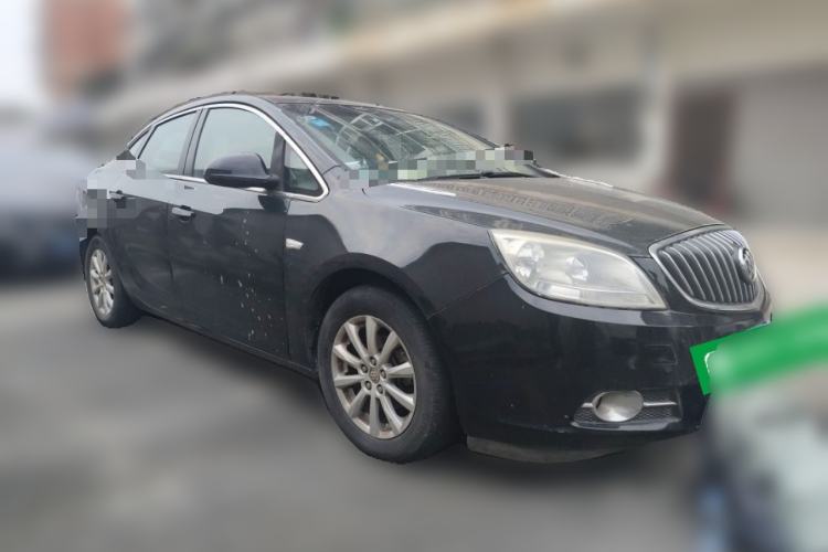 Used Buick GT 2013 XT 1.6L Manual Entry-Level Model Front Right 45 Deg