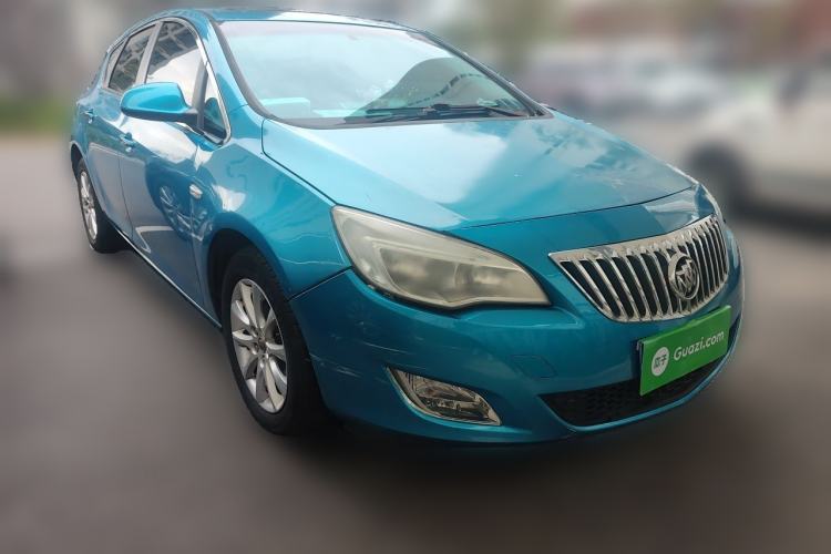 Used Buick GT 2013 XT 1.6L Automatic Fashion Edition Front Right 45 Deg