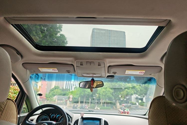 Used Buick GT 2013 XT 1.6L Automatic Fashion Edition Headliner