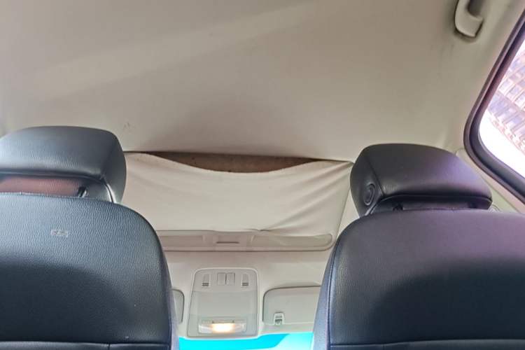 Used Buick GT 2013 XT 1.6L Automatic Fashion Edition Headliner