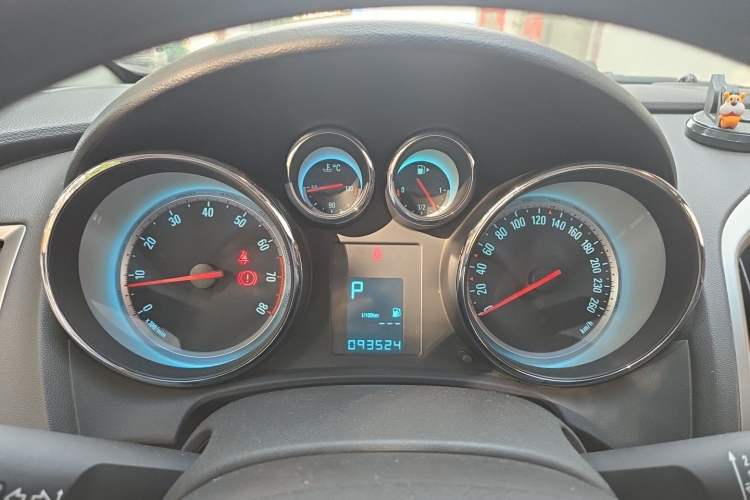 Used Buick GT 2013 XT 1.6L Automatic Comfort Edition Instrument Cluster
