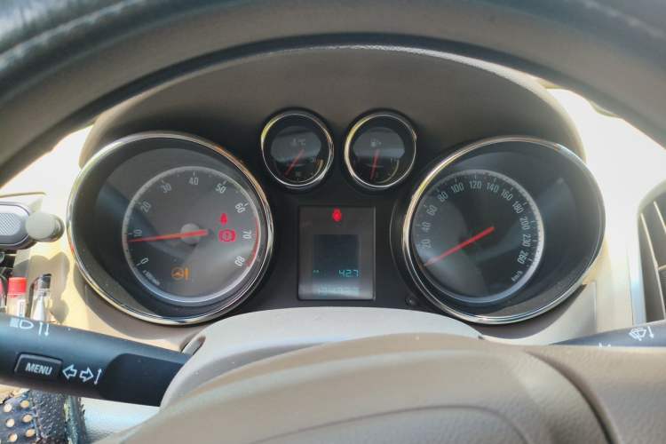 Used Buick GT 2013 GT 1.6L Manual Comfort Edition Instrument Cluster