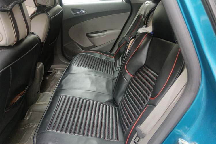 Used Buick GT 2013 XT 1.6L Automatic Fashion Edition Left Rear Seat