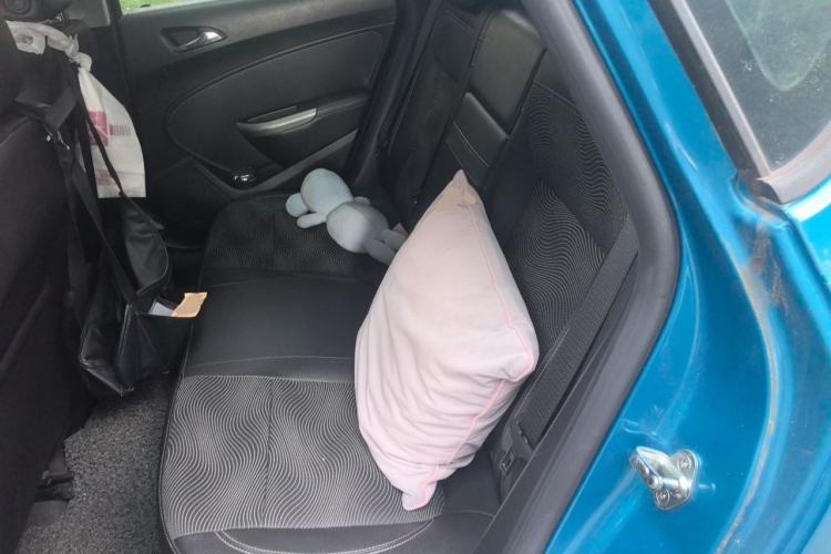 Used Buick GT 2013 XT 1.6L Automatic Fashion Edition Left Rear Seat