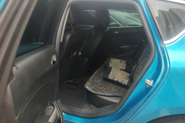 Used Buick GT 2013 XT 1.6L Automatic Fashion Edition Left Rear Seat