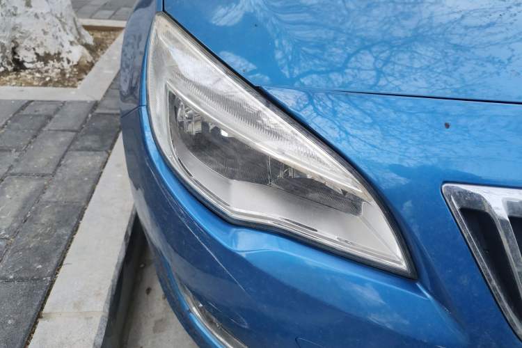 Used Buick GT 2013 XT 1.6L Manual Entry-Level Model Right Front Headlight
