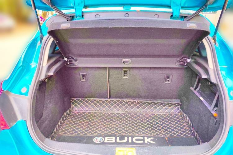 Used Buick GT 2013 XT 1.6T Automatic New Sharp Sport Edition Trunk