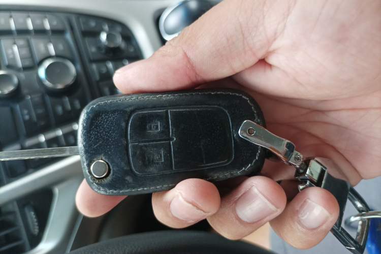 Used Buick GT 2013 XT 1.6L Automatic Fashion Edition Vehicle Key