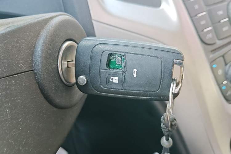 Used Buick GT 2013 XT 1.6L Automatic Fashion Edition Vehicle Key