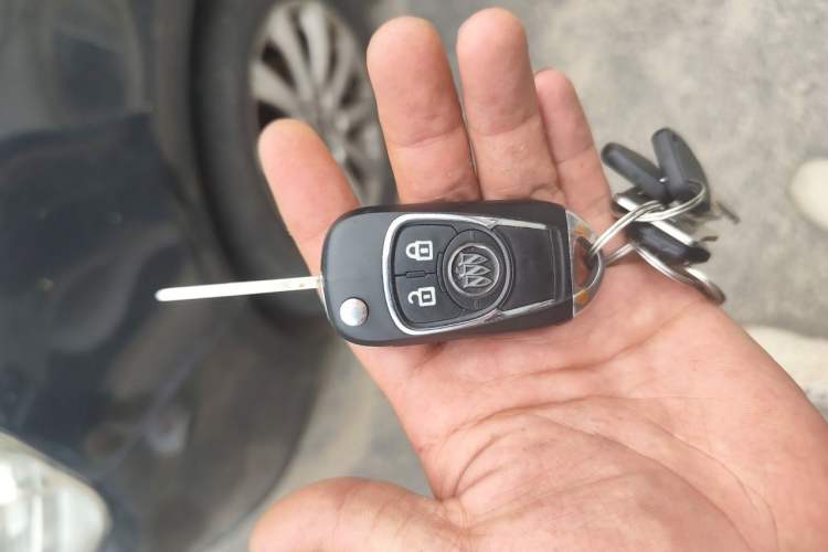 Used Buick GT 2013 XT 1.6L Manual Entry-Level Model Vehicle Key