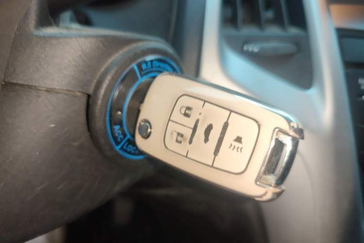 Used Buick GT 2013 XT 1.6L Automatic Fashion Edition Vehicle Key