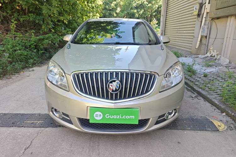 Used Buick GT 2013 GT 1.6L Automatic Fashion Edition Front