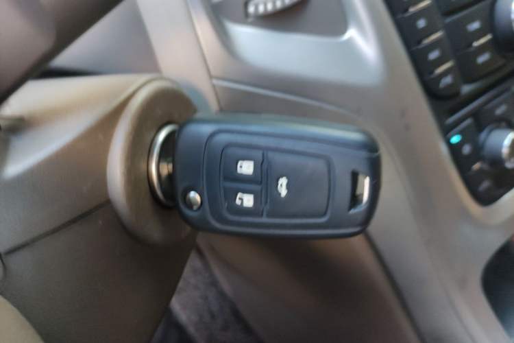 Used Buick GT 2013 GT 1.6L Automatic Fashion Edition Vehicle Key