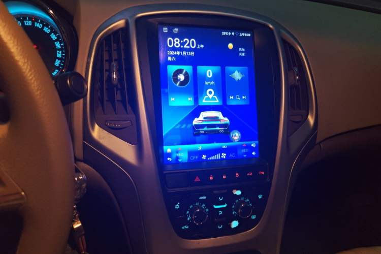 Used Buick GT 2013 GT 1.6L Automatic Fashion Edition Audio And AC Panel