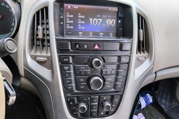 Used Buick GT 2013 GT 1.6L Manual Entry-Level Model Audio And AC Panel