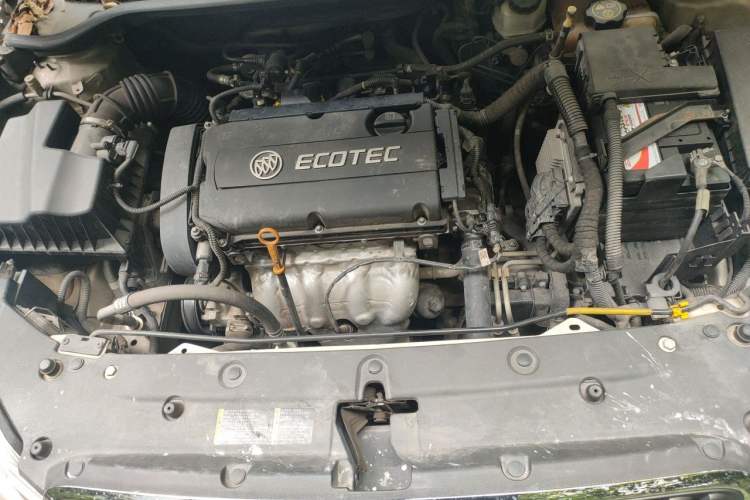 Used Buick GT 2013 GT 1.6L Automatic Fashion Edition Engine Bay